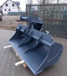 Łyzka skarpowa Skarpówka hydrauliczna 13-18 ton 0.6m3