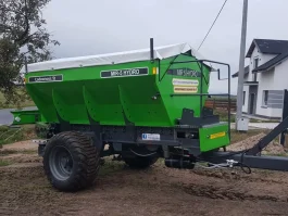 Rozsiewacz wapna nawozu posypywarka,soli piasku MIR 5 nowy