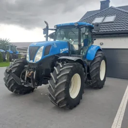 New Holland T 7.235