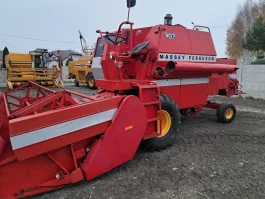 Kombajn zboźowy Massey Ferguson 307.330.23