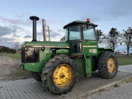 John Deere 8440 przegubowy (4955)