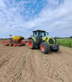 Siew zboża rzepaku kukurydzy i burakow siewnikiem Vaderstad i Maschio