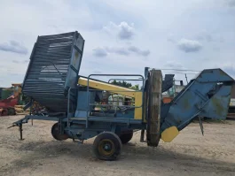 Kombajn ziemniaczany Anna Z-644 w oryginale taśmy jak nowe