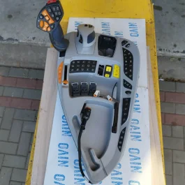 Podlokietnik ciagnik new holland command arm 5168.0425