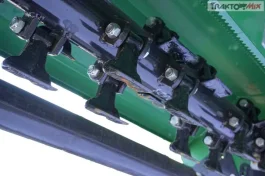 kosiarka bijakowa z przesuwem hydraulicznym mulczer ursus C330