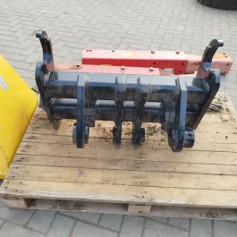 Nowa karetka ladowarki Manitou