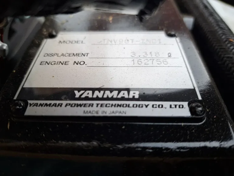 Nowy silnik ładowarka New Holland LM5020 Yanmar 4 cylindrowy