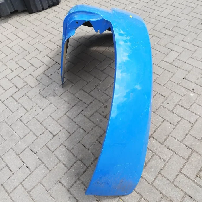 Blotnik lewy ciagnik new holland 8755.4858