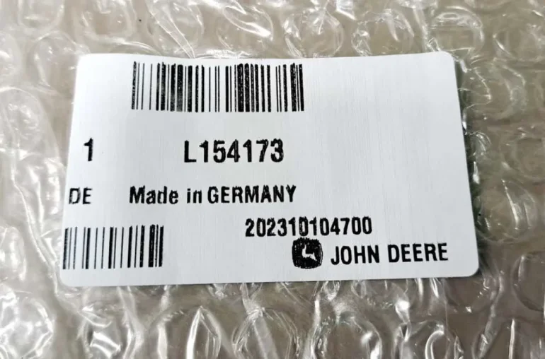Osłona bezpieczników John Deere L154173, L112529 org.