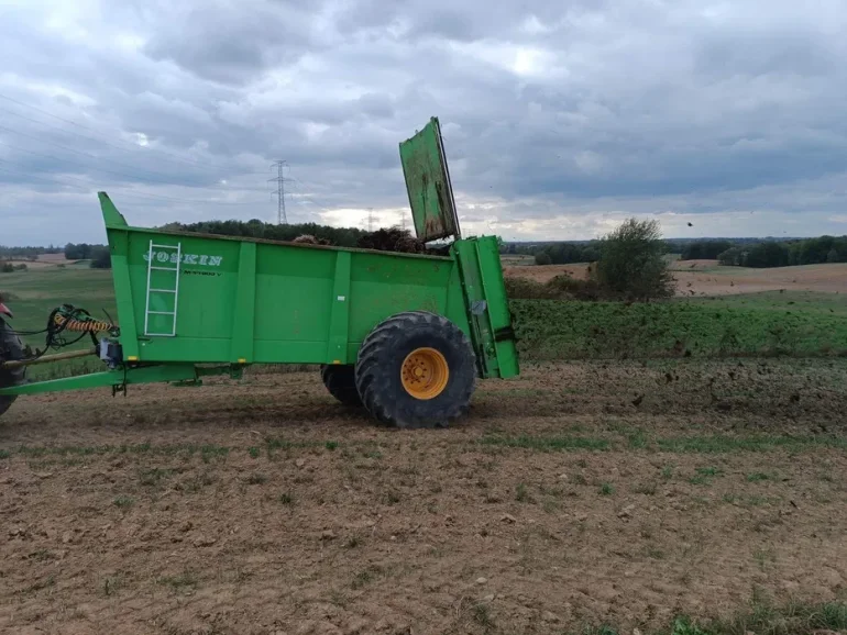Rozrzutnik obornika joskin 11000 rok 2007