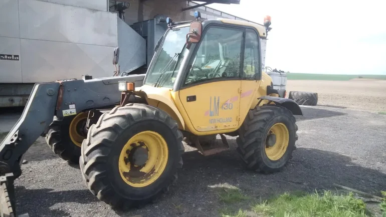 Ładowarka teleskopowa new holland lm 430