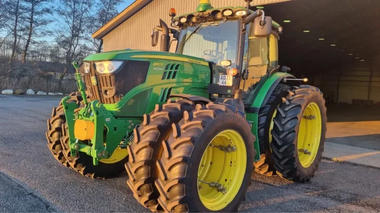 Wąskie koła john deere 6r z bliźniakami (16.9 r46)