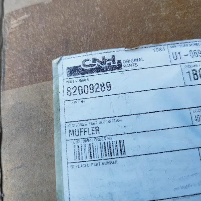 Tlumik new holland ford 5640/6640/7740 nr 8200.9289