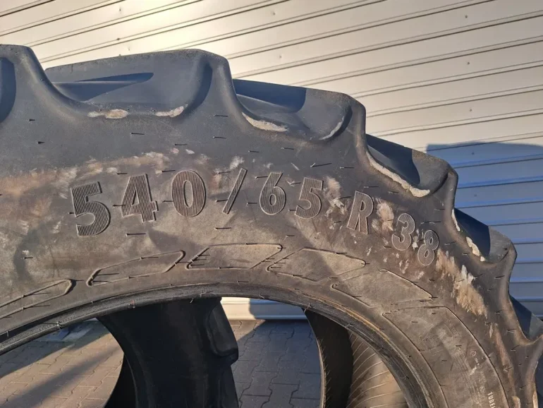 Komplet 2 sztuk opona 540/65R38 Mitas bez napraw 540/65/38 używane