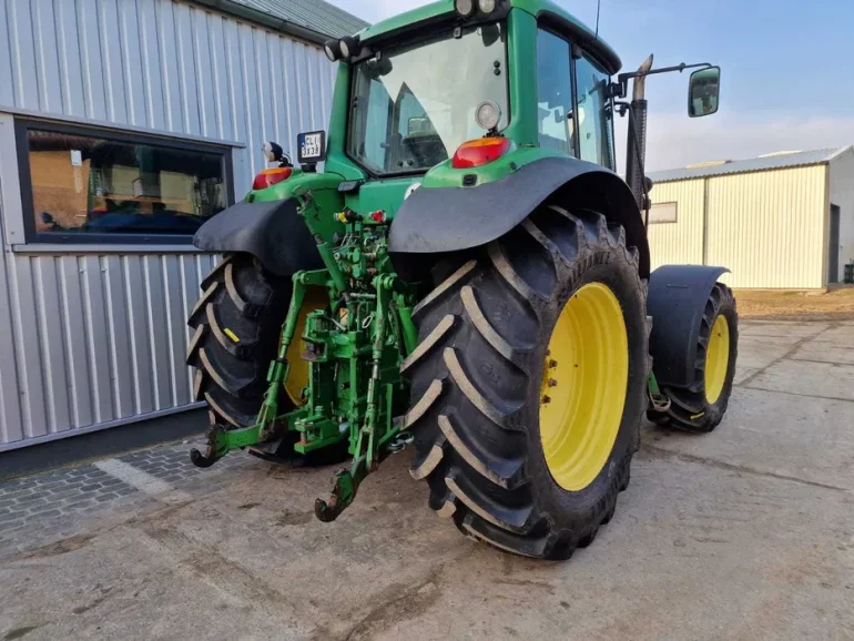 Wynajem ciagnika rolniczego John Deere 6920, 150kM