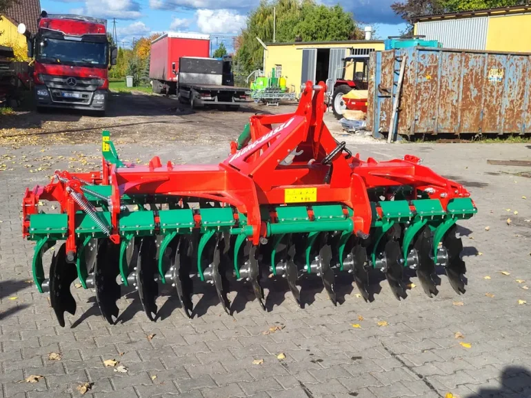 OD RĘKI !!! Brona talerzowa Agro-Masz TROL 30 Rura Daszek