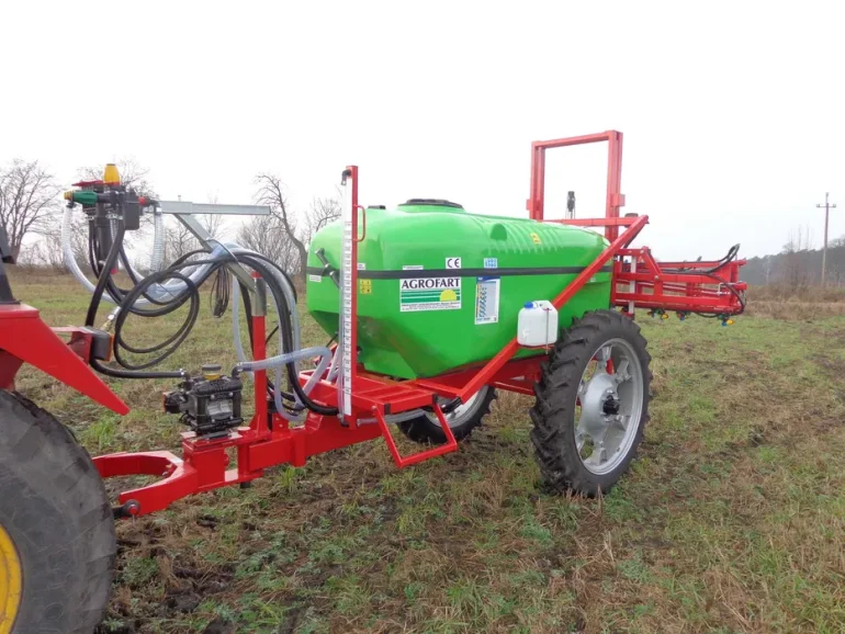 Opryskiwacz polowy ciągany / zaczepiany 2300l, AGROFART AF2315 NOWY