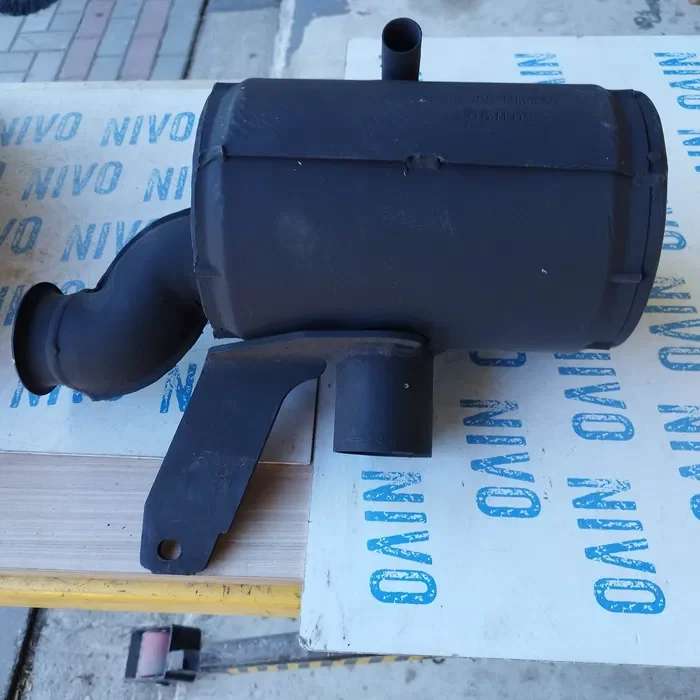 Tlumik new holland ford 5640/6640/7740 nr 8200.9289