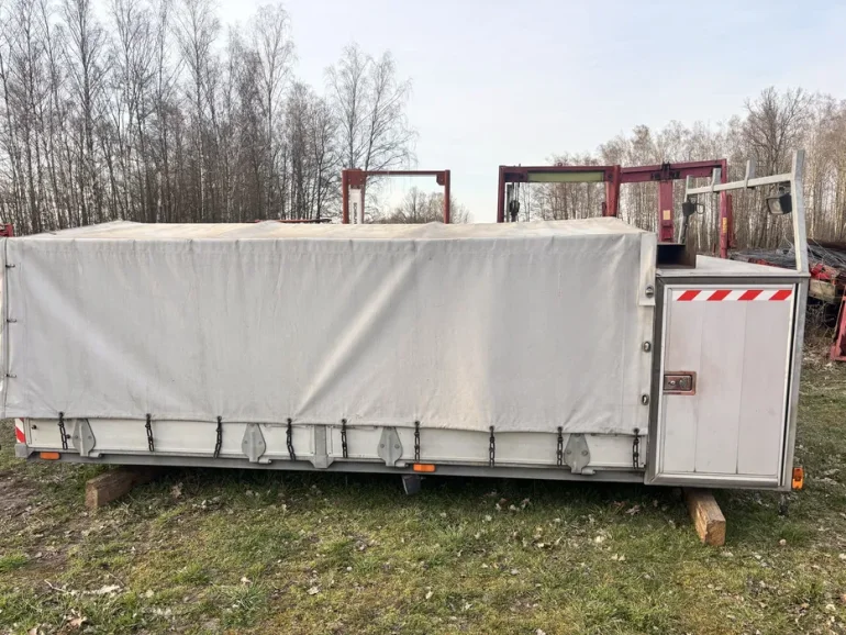 Skrzynia ładunkowa paka do busa dostawczego budowlana skrzynki