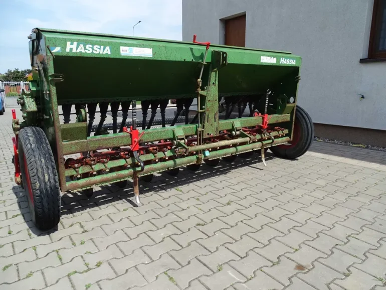 Siewnik Hassia dk 300 talerzowy amazone