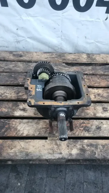 Przystawka przedniego napędu john deere 6610