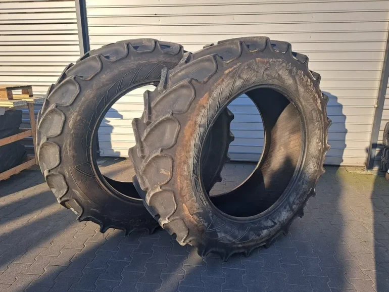 Komplet 2 sztuk opona 540/65R38 Mitas bez napraw 540/65/38 używane