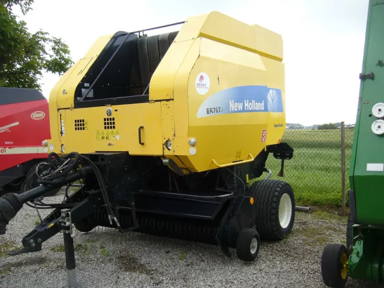 Prasa New Holland BR 7070 rotor-siatka