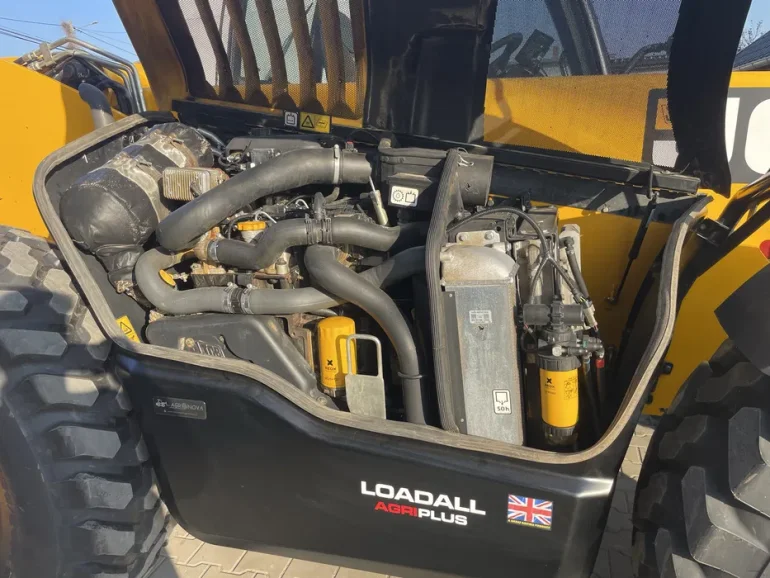 JCB 560-80 Agri Super 2018r 145km (531,535,536,541,542,550)
