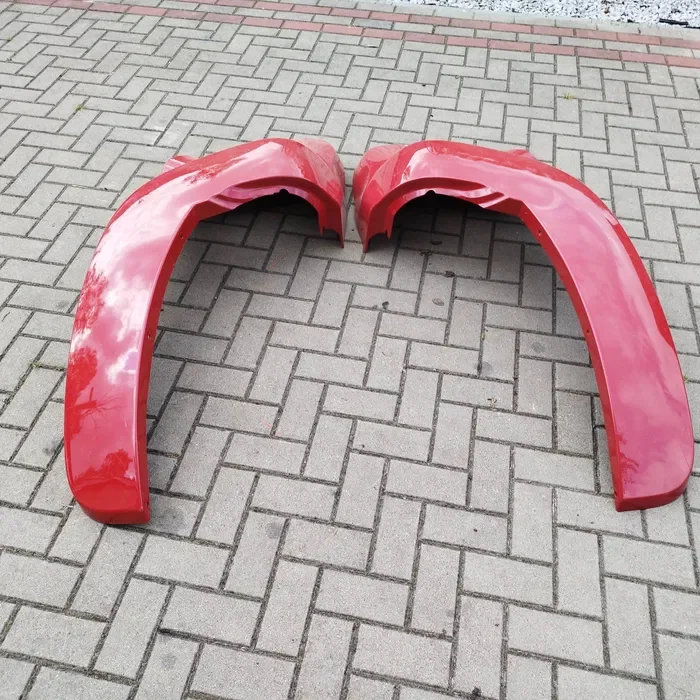 Tylni błotnik case komplet 8755.4854 prawy lewy