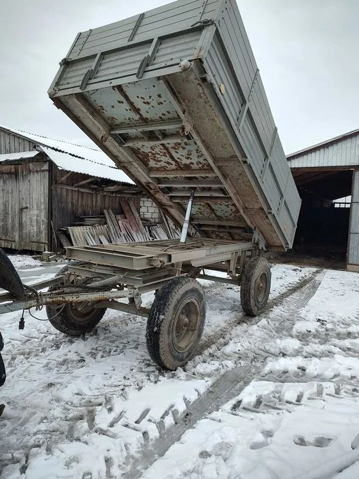 Przyczepa rolnicza Autosan D-732, wywrot 3 stronny