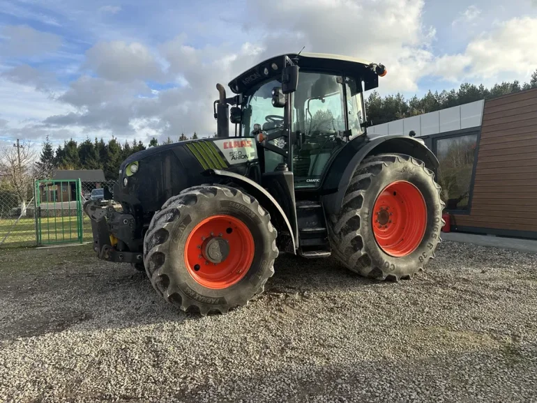 Ciągnik Claas Arion 550 C-matic, Cebis, Tuz, przedni Wom