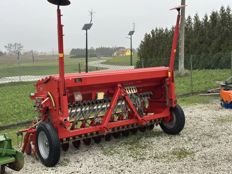 Siewnik zbożowy Kverneland M-drill Pro, talerzowy