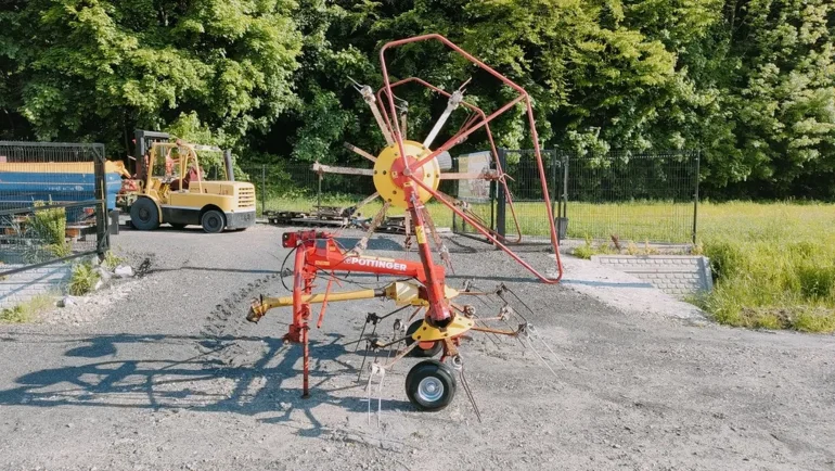 Przetrząsarka pottinger hit 54 kuhn vicon Claas deutz