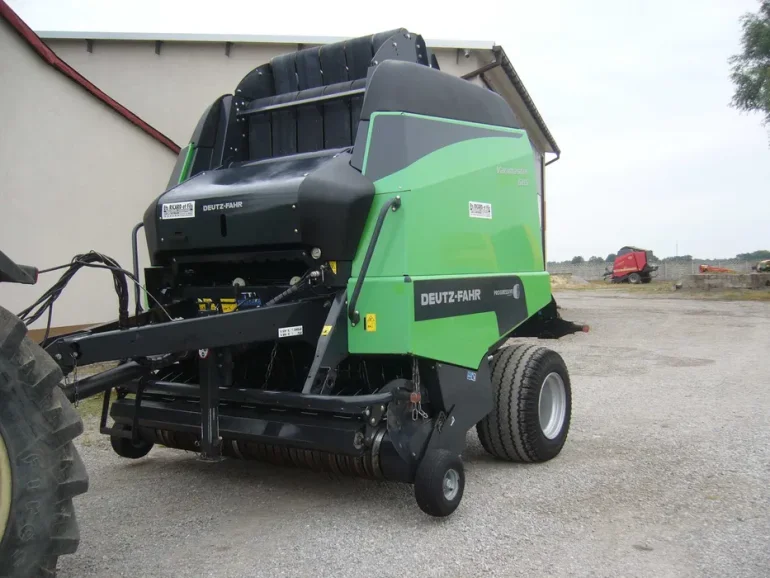 Prasa Deutz-Fahr Varimaster 685 rotor Kuhn