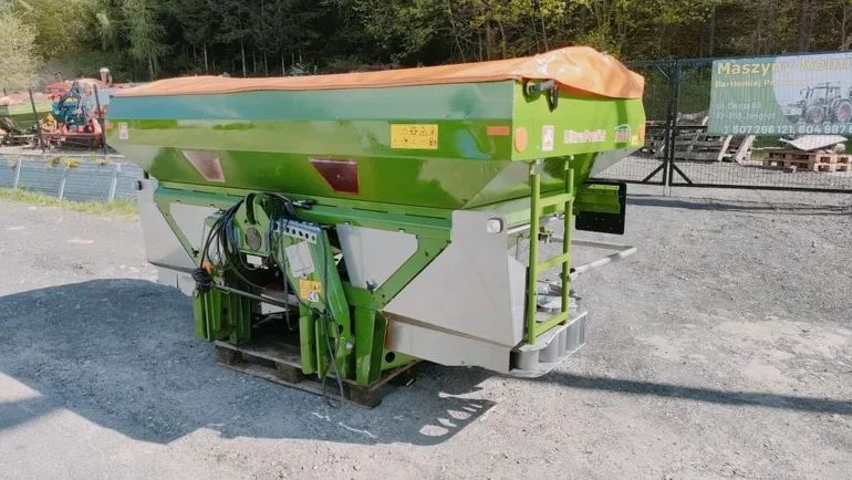 Rozsiewacz amazone zam ultra profis komputer kuhn rauch sulky bogballe