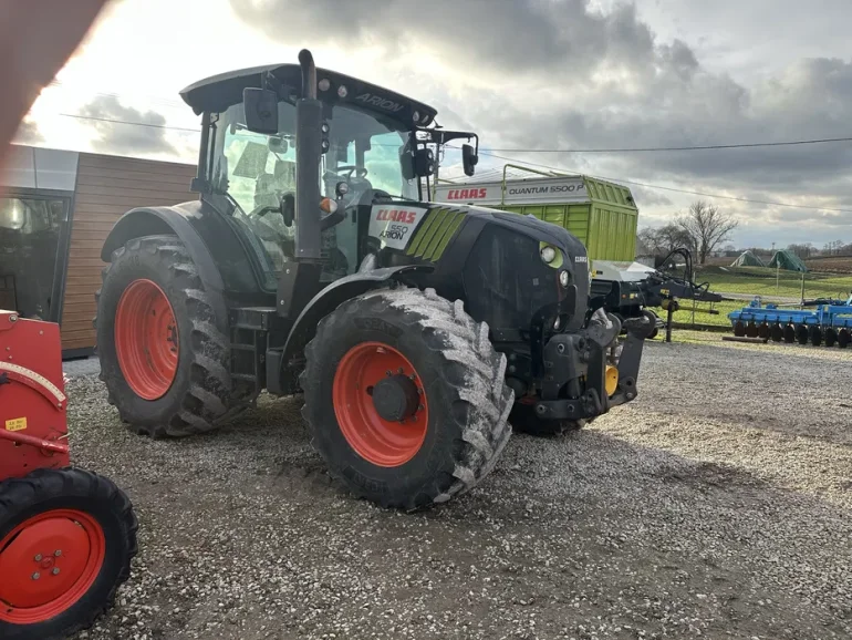 Ciągnik Claas Arion 550 C-matic, Cebis, Tuz, przedni Wom