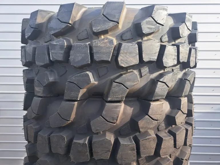 Komplet 4 sztuk opona 460/70R24 Forerunner kostka jcb manitou 17.5R24