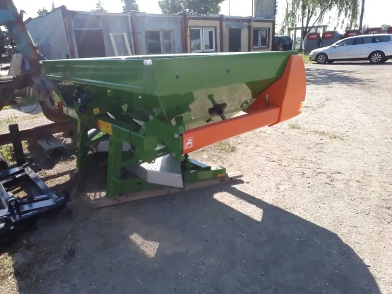 AMAZONE ZA-M 1002 rozsiewacz fabrycznie NOWY 1001 , 2023r. 2024r.