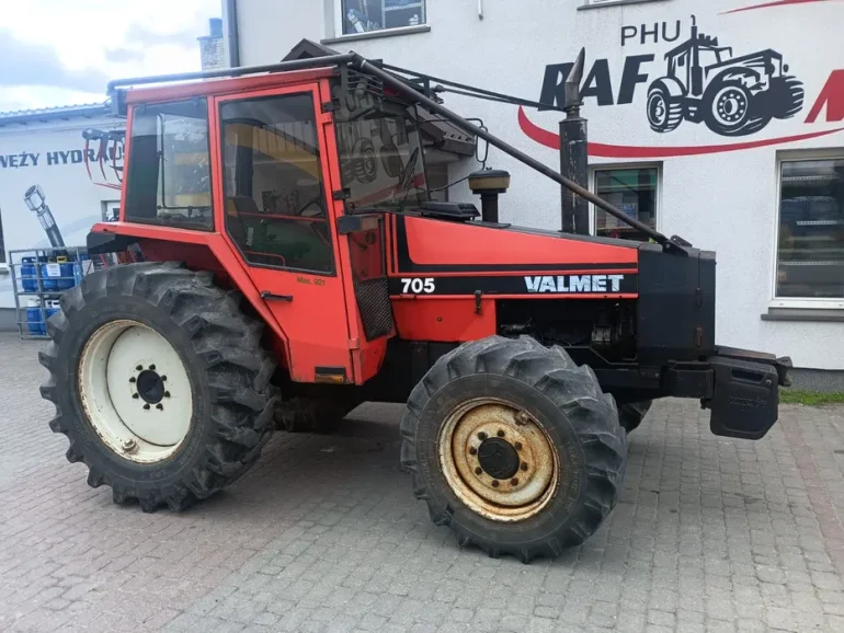 Valmet 705 Valtra leśny bardzo ładny