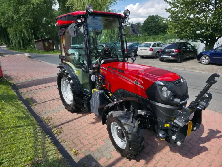Ciągnik sadowniczy CASE IH QUANTUM 80N model 2025 !!! Full Opcja