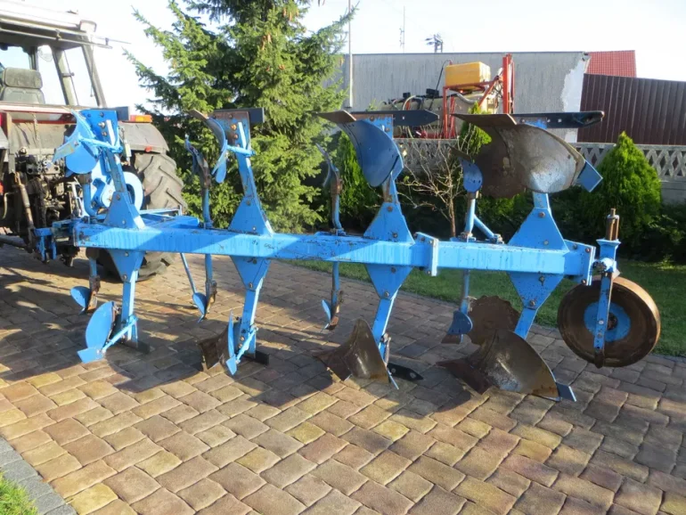 Pług Lemken 4 skibowy