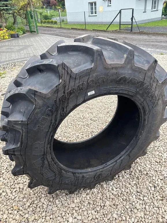 Opona rolnicza 380/85R28