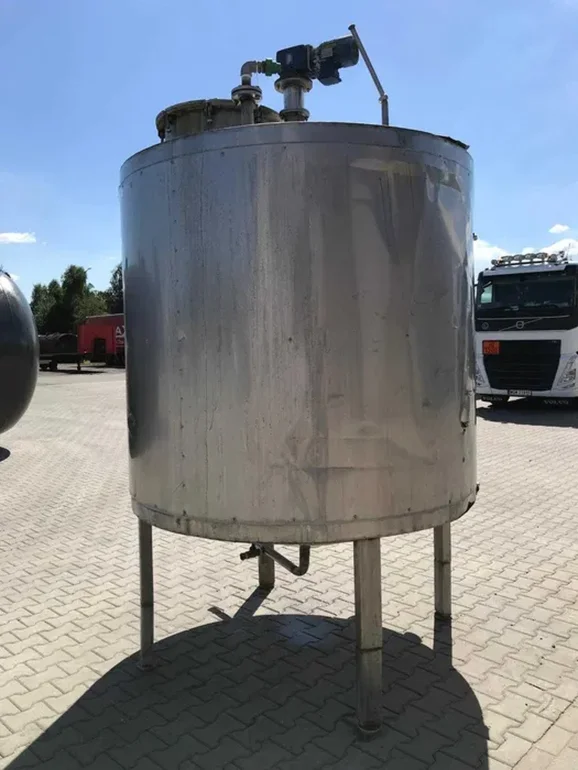 Zbiornik nierdzewny 3000- 3m3 kwasoodporny ocieplony ogrzewany mieszad
