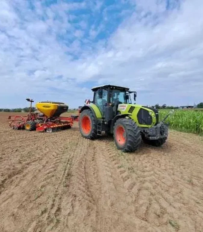Siew zboża rzepaku kukurydzy i burakow siewnikiem Vaderstad i Maschio