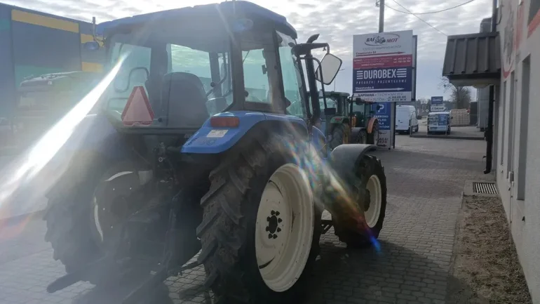 New Holland TL 90 świeżo sprowadzony