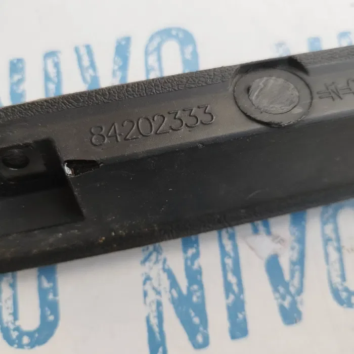 Podlokietnik cnh ciagnik case magnum 8749.5096