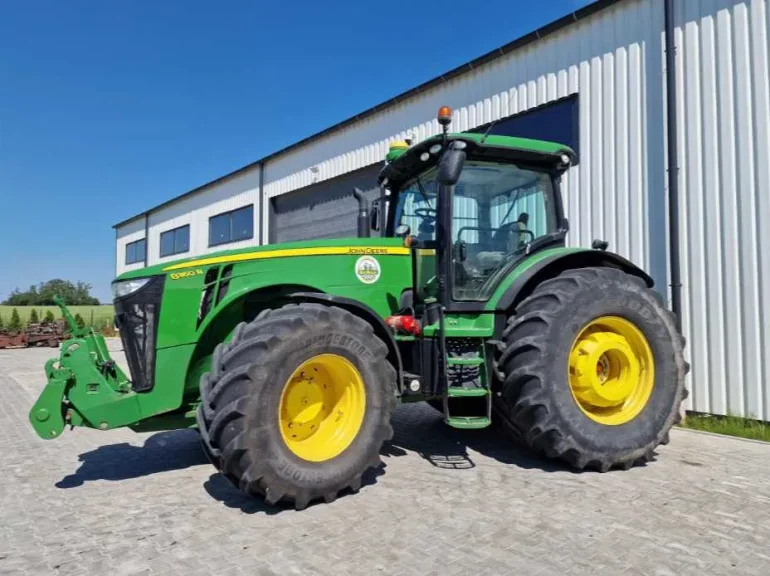 Wynajem ciągnika rolniczego John Deere 8360R 360-396 KM NAWIGACJA TUZ