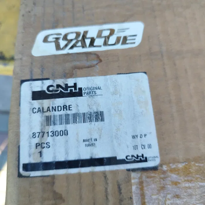 Ciagnik Ford kratka grill nowa 8771.300
