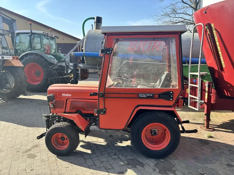 Hako Hakotrac 1900 DA Powershift traktor traktorek mini ogrodniczy