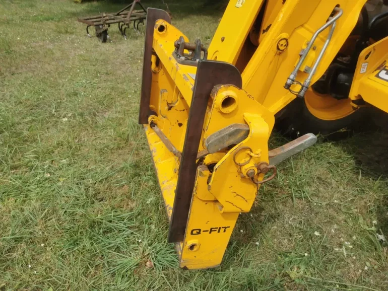 Mocowanie JCB Q Fit, haki, zaczepy, uchwyty, adapter, przejściówka